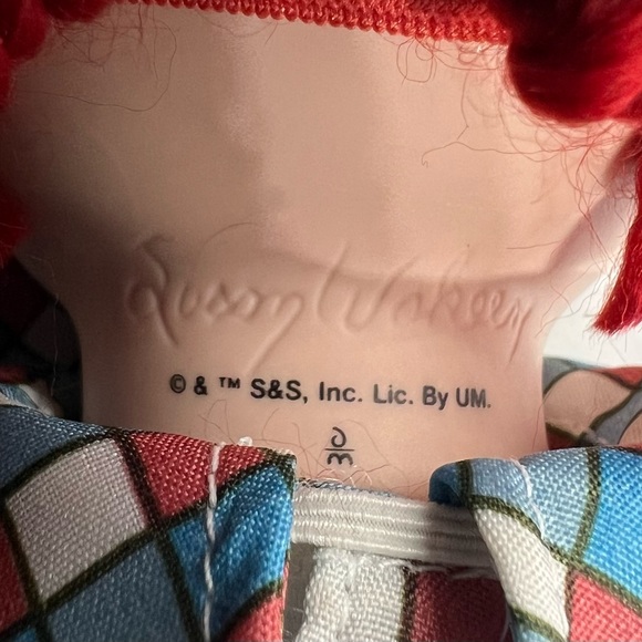 My Best Friends Raggedy Andy 16” Porcelain Doll by Susan Wakeen-Simon & Schuster - Picture 9 of 9